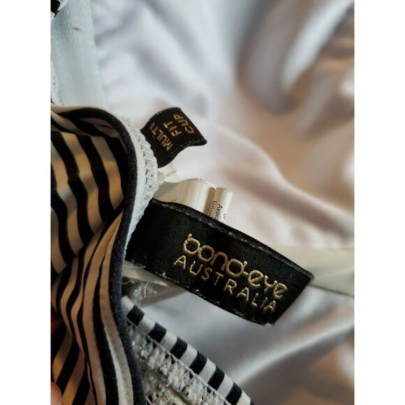 BOND EYE One Piece Retro SWIMSUIT Black and White STRIPE Size 12 EUC - Picture 4 of 5